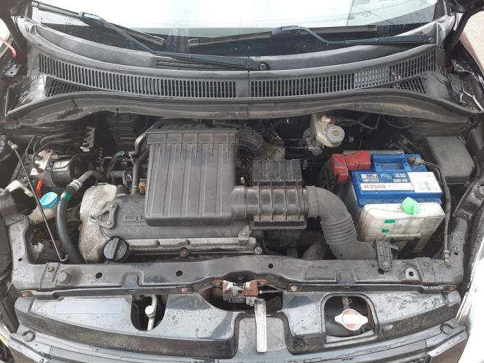 Suzuki Swift 1.6 Sport VVT 16V Skrotfordon (2007, ZWART)