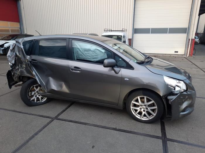 Toyota Verso 1.8 16V VVT-i Sloopvoertuig (2013, Grijs)