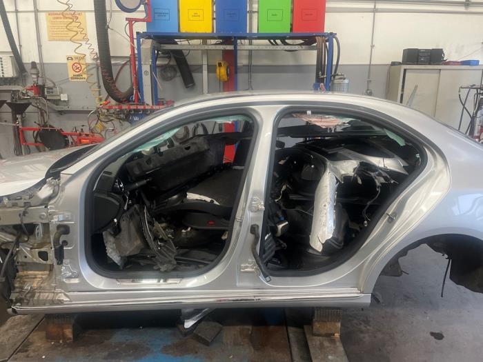 Mercedes C C-250 2.0 CGI 16V Skrotfordon (2016, GRIJS)