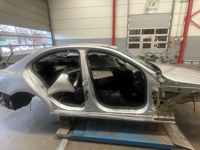 Mercedes C C-250 2.0 CGI 16V Skrotfordon (2016, GRIJS)