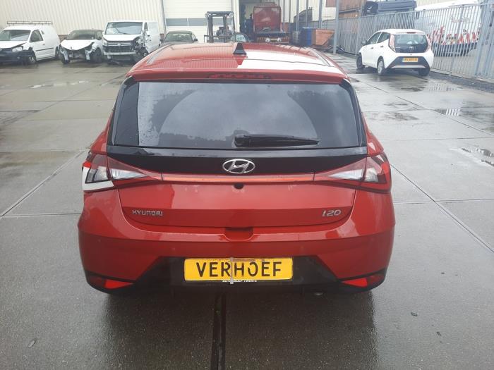 Hyundai i20 1.0 T-GDI 100 Mild Hybrid 48V 12V Skrotfordon (2023, ROOD)