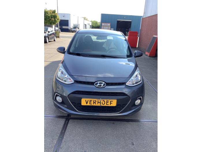 Hyundai i10 1.0 12V Skrotfordon (2016, GRIJS)