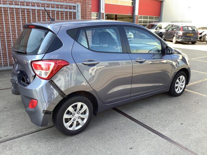 Hyundai i10 1.0 12V Skrotfordon (2016, GRIJS)