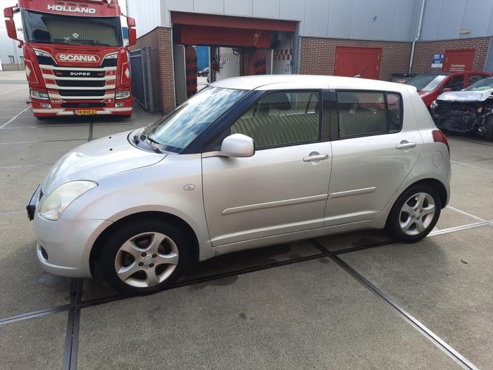 Suzuki Swift 1.3 VVT 16V Sloopvoertuig (2006, Grijs)
