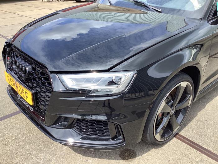 Audi RS 3 Sportback 2.5 TFSI 20V Quattro Sloopvoertuig (2019, Zwart)