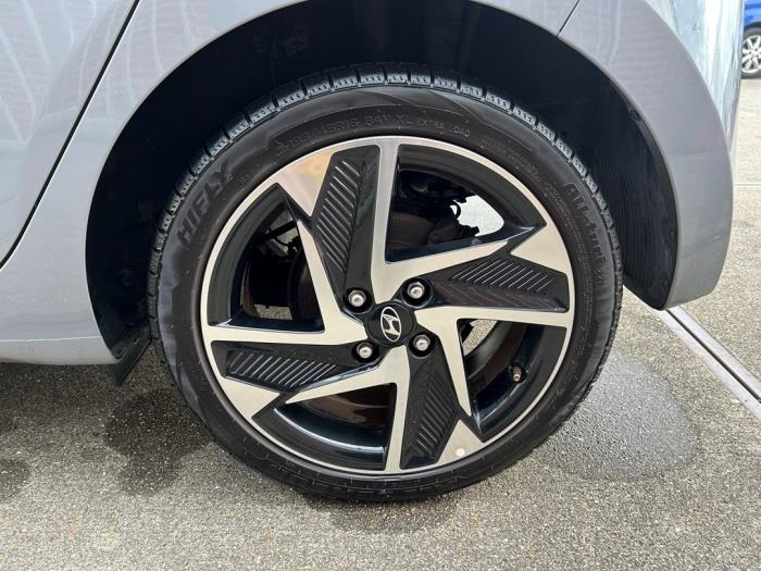 Hyundai i10 1.0 Bi-Fuel Sloopvoertuig (2014, Grijs)