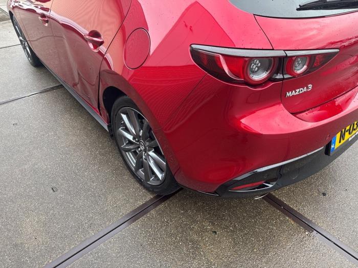 Mazda 3 Sport 2.0 SkyActiv-G 122 Mild Hybrid 16V Skadat fordon (2019, ROOD)