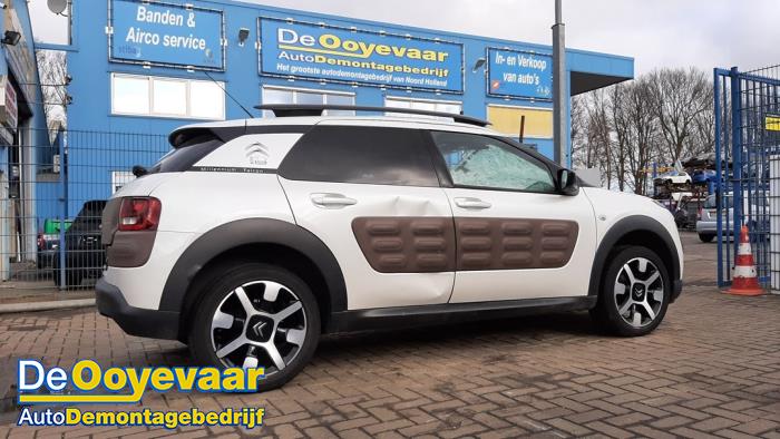 Citroen C4 Cactus 1.2 PureTech 82 12V Skrotfordon (2018, WIT)