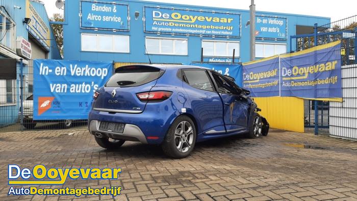 Renault Clio IV 1.5 dCi 90 FAP Skrotfordon (2017, BLAUW METALLIC)