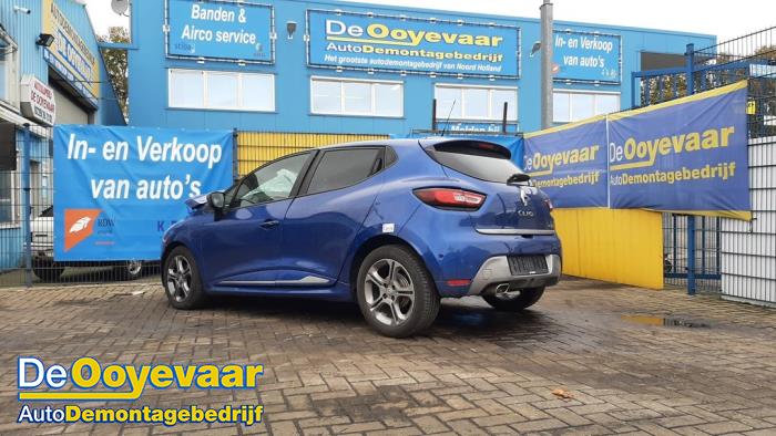 Renault Clio IV 1.5 dCi 90 FAP Skrotfordon (2017, BLAUW METALLIC)