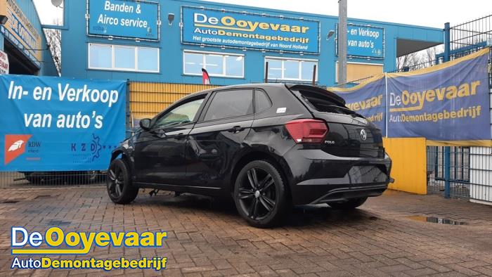 Volkswagen Polo VI 1.0 12V BlueMotion Technology Skrotfordon (2018, ZWART)