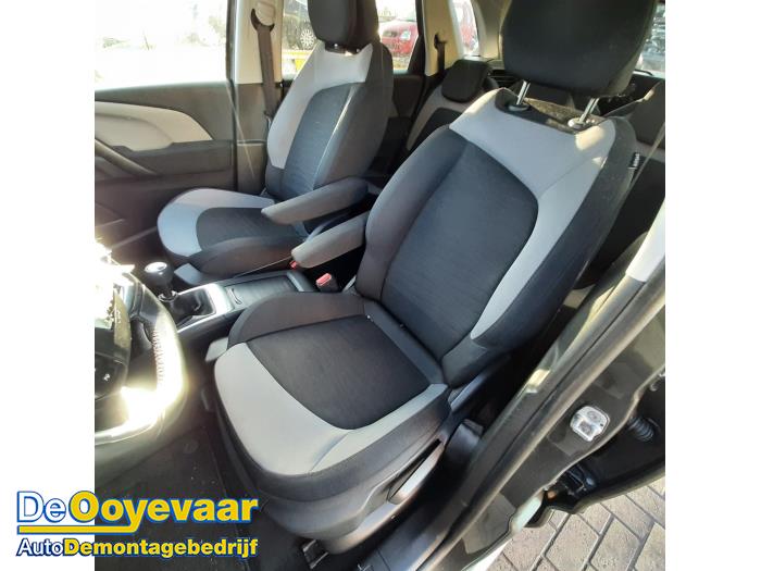 Citroen C4 Picasso 1.2 12V PureTech 130 Sloopvoertuig (2015, Grijs)