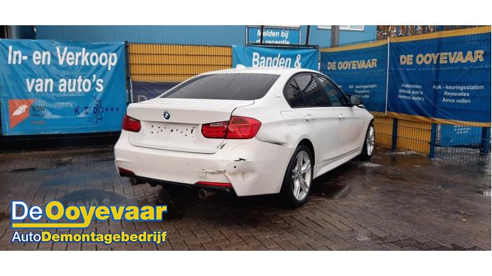 BMW 3 serie 320i 2.0 16V Sloopvoertuig (2015, Wit)