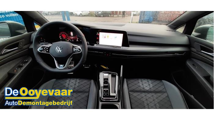 Volkswagen Golf VIII Variant 1.5 eTSI 16V Sloopvoertuig (2024, Grijs)