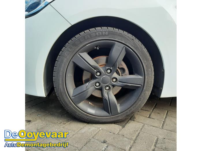 Hyundai Veloster 1.6 GDI 16V Skrotfordon (2011, WIT)