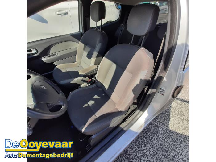 Renault Twingo II 1.2 16V Sloopvoertuig (2013, Grijs)