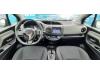 Toyota Yaris III 1.5 16V Hybrid Skrotfordon (2018, GRIJS)