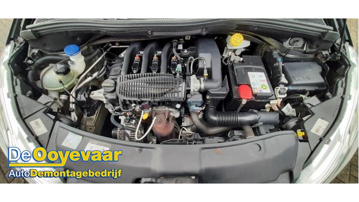 Peugeot 208 I 1.2 Vti 12V PureTech 82 Skrotfordon (2014, GRIJS)