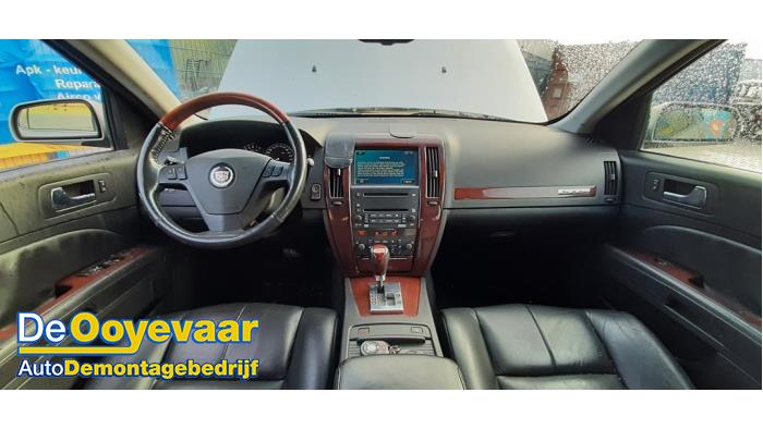 Cadillac STS 3.6 V6 24V VVT Li Skrotfordon (2005, GRIJS)