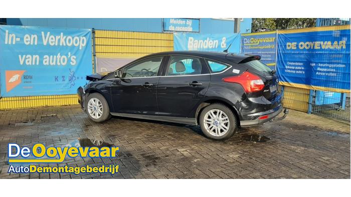 Ford Focus 3 1.0 Ti-VCT EcoBoost 12V 100 Skrotfordon (2013, ZWART)