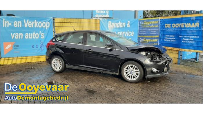 Ford Focus 3 1.0 Ti-VCT EcoBoost 12V 100 Skrotfordon (2013, ZWART)