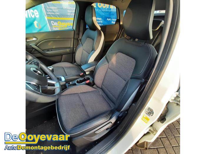 Renault Captur II 1.3 TCE 130 16V Samochód złomowany (2021, Metalik, Bialy, Pomaranczowy)