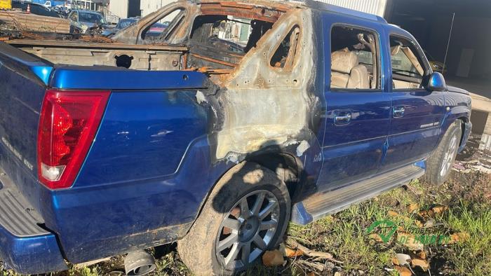 Cadillac Escalade Skrotfordon (2004, NIET VAN TOEPASSING)