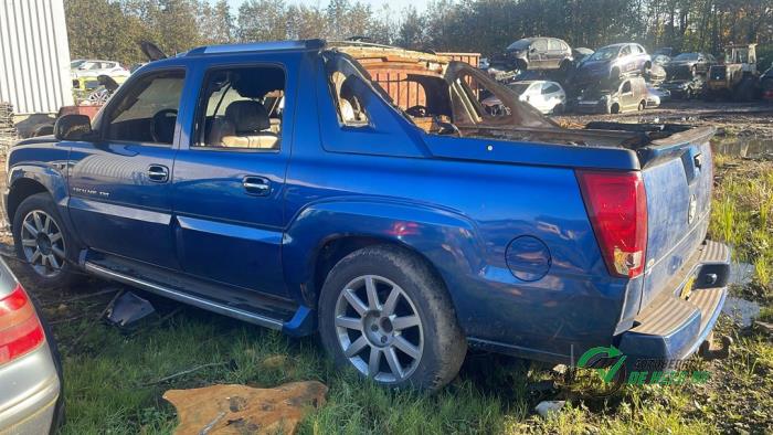 Cadillac Escalade Skrotfordon (2004, NIET VAN TOEPASSING)