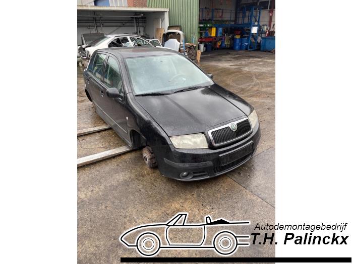 Skoda Fabia 1.4i 16V Salvage vehicle (2006, Black)
