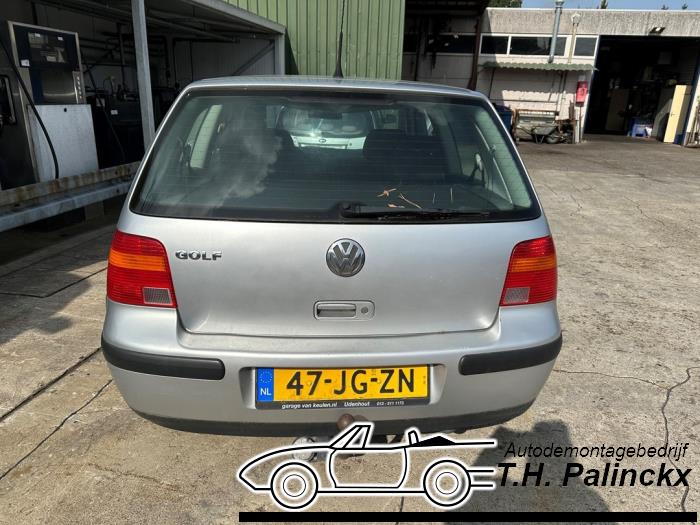 Volkswagen Golf IV 1.4 16V Salvage vehicle (2002, Gray)
