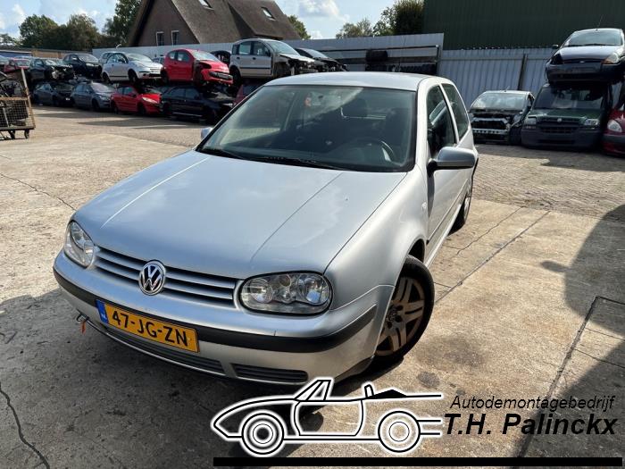 Volkswagen Golf IV 1.4 16V Salvage vehicle (2002, Gray)
