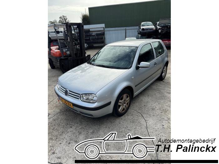 Volkswagen Golf IV 1.4 16V Salvage vehicle (2002, Gray)