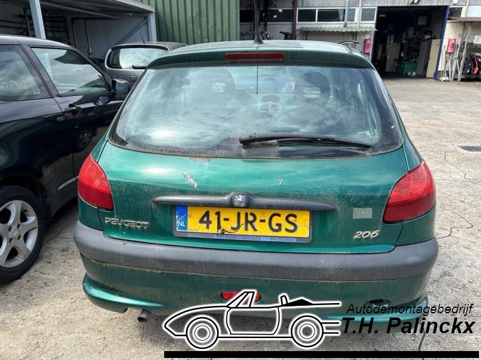 Peugeot 206 1.4 XR,XS,XT,Gentry Salvage vehicle (2002, Green)