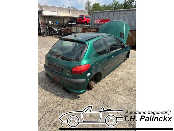Peugeot 206 1.4 XR,XS,XT,Gentry Salvage vehicle (2002, Green)
