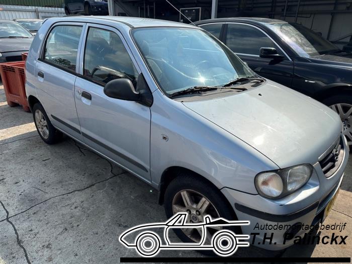 Suzuki Alto 1.1 16V Salvage vehicle (2003, Black)