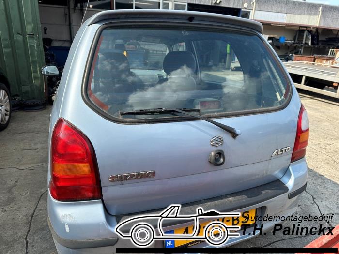 Suzuki Alto 1.1 16V Salvage vehicle (2003, Black)