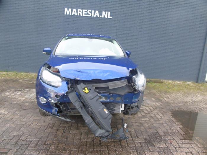 Ford Focus 3 1.0 Ti-VCT EcoBoost 12V 100 Skrotfordon (2014, BLAUW)
