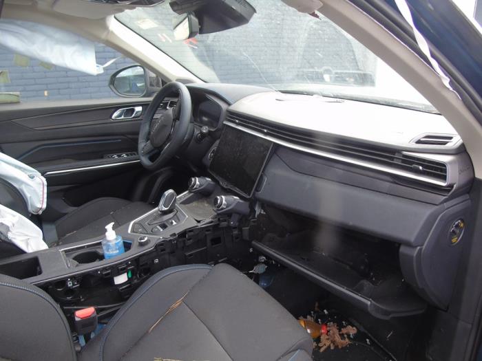 Lynk & Co 01 1.5 PHEV Sloopvoertuig (2022, Blauw)