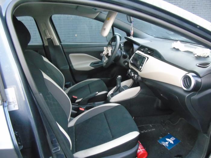 Nissan Micra Skrotfordon (2019, GRIJS)