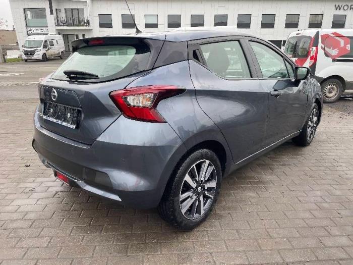 Nissan Micra Skrotfordon (2019, GRIJS)