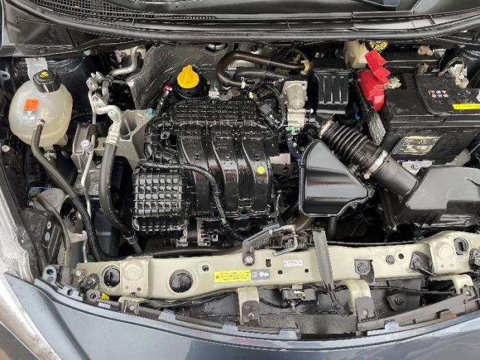 Nissan Micra Skrotfordon (2019, GRIJS)