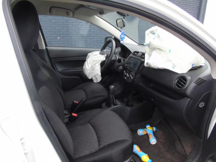 Mitsubishi Space Star 1.2 12V Sloopvoertuig (2021, Wit)