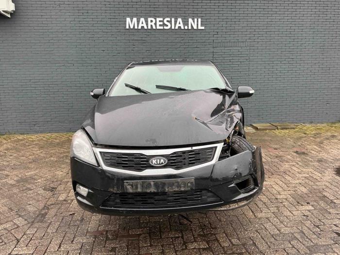 Kia Cee'd 1.6 CRDi 16V Sloopvoertuig (2011, Zwart)