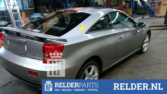 Toyota Celica 1.8 16V VVTL-i TS Skrotfordon (2004, GRIJS)