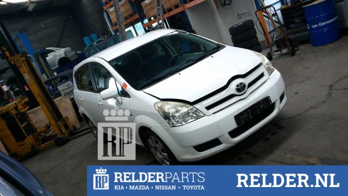 Toyota Corolla Verso 1.6 16V VVT-i Sloopvoertuig (2004, Wit)