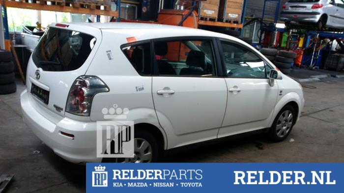 Toyota Corolla Verso 1.6 16V VVT-i Sloopvoertuig (2004, Wit)