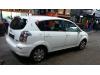 Toyota Corolla Verso 1.6 16V VVT-i Sloopvoertuig (2004, Wit)