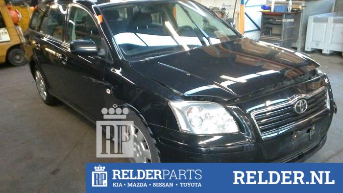 Toyota Avensis Wagon 2.0 16V VVT-i D4 Skrotfordon (2005, ZWART 209)