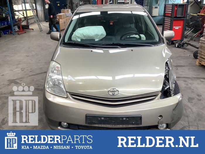 Toyota Prius 1.5 16V Sloopvoertuig (2004, Beige)
