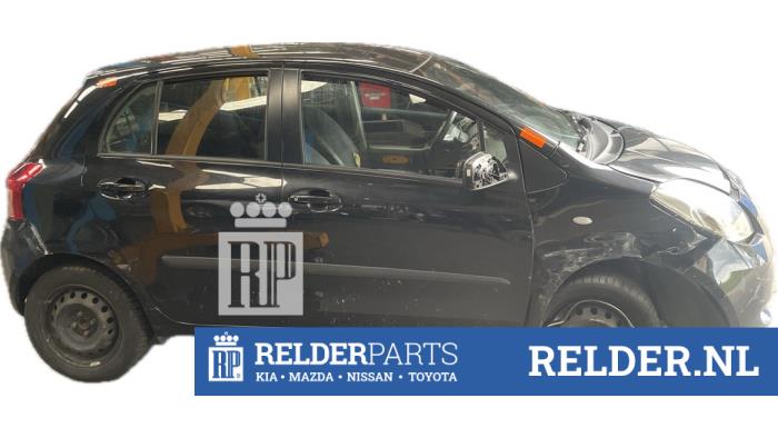 Toyota Yaris II 1.3 16V VVT-i Sloopvoertuig (2008, Zwart)